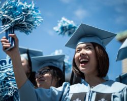 Elite College Women Earn More, Marry Less