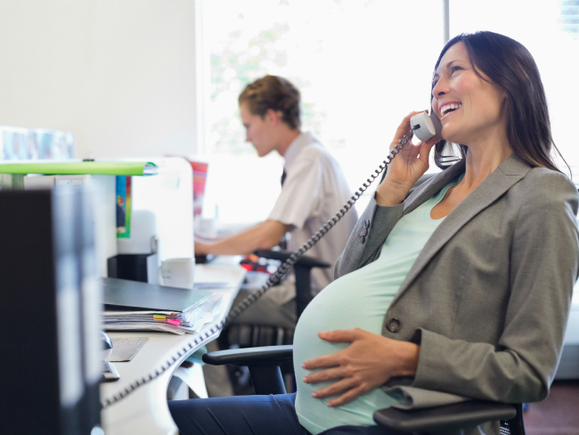 Unsexing Pregnancy